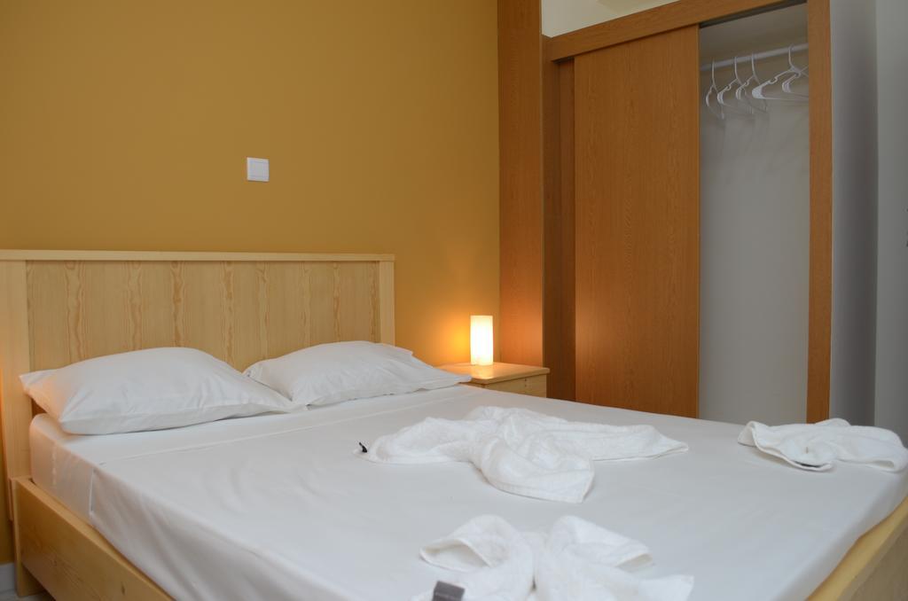 Lt Aparthotel Praia Zimmer foto